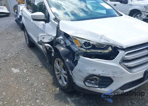 2017 Ford Escape Se from USA, damaged, VIN 1FMCU9GD5HUE61953